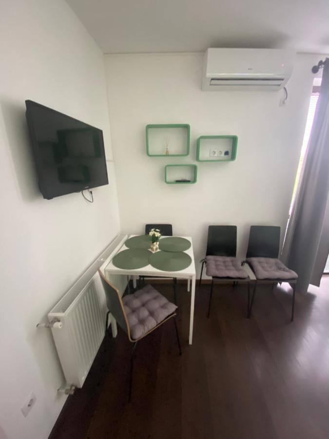 Lexi Classic Apartman Hajdúszoboszló Eksteriør bilde